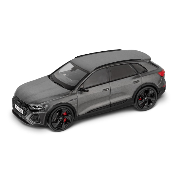 Audi Q8 e-tron, Chronosgrau, 1:43